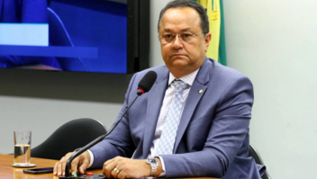 Bancada evangélica se articula para barrar texto de apostas esportivas