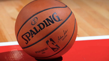 Grupo é preso suspeito de manipular jogos de basquete universitário nos EUA e na China