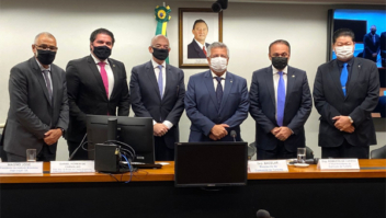 Entidades defendem legalização do jogo em audiência na Câmara
