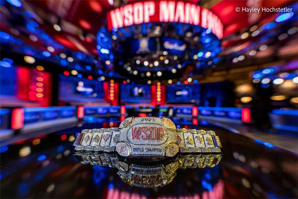 Campeão do Main Event da WSOP vai faturar US$ 8 milhões