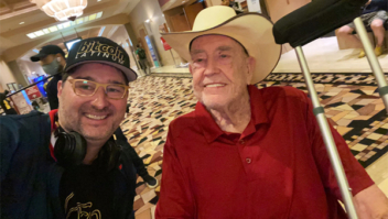 Entenda por que o 16º bracelete emocionou Phil Hellmuth de forma especial