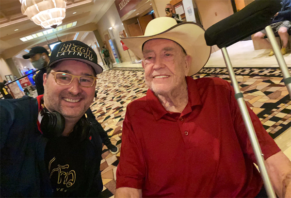 Entenda por que o 16º bracelete emocionou Phil Hellmuth de forma especial