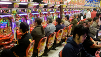 Pachinko, casa de jogo que já foi controlada pela Yakuza, atrai apostadores brasileiros no Japão