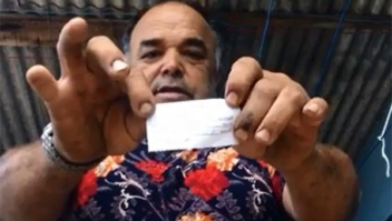 Catarinense rifa o próprio carro para custear tratamento de câncer de mulher e vencedor devolve prêmio