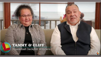 Casal de reserva indígena ganha US$ 316,3 ou R$ 1,66 bilhão na loteria Powerball