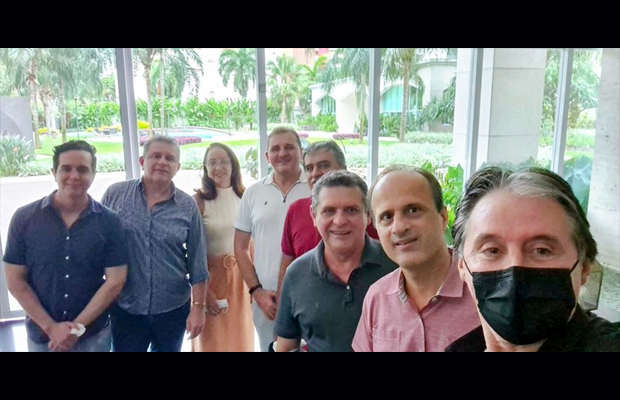 Dirigentes lotéricos do Ceará agradecem trabalho de Eunício Oliveira