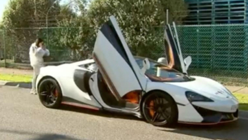 McLaren de R$ 2,3 mi é roubada em valet de cassino na Austrália: "Dono já retirou"
