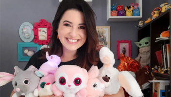 Caçadores profissionais de bichinhos de pelúcia falam do fascínio pelas maquininhas e dão dicas para você ganhar nesta brincadeira