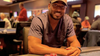 Ex-jogador da NFL vence torneio do Seminole Hard Rock Tampa