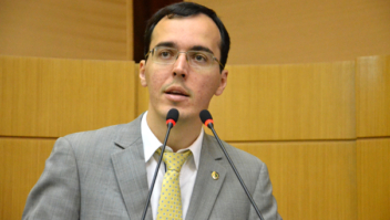 Deputado pede explicação sobre novo decreto que reduz arrecadação em loteria estadual de Sergipe