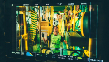 Luva de Pedreiro, Igão, Mítico, Viih Tube, Cremosinho estrelam a campanha da F12.Bet para a Copa do Mundo