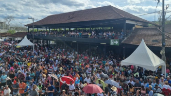 Bingo beneficente lota Parque de Exposições de Muriaé (MG)