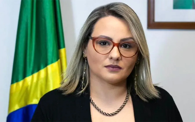 Pricilla Maria Santana toma posse como secretária da Fazenda