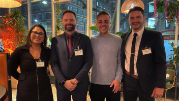 Funcionários da área de loterias da Caixa participaram de seminário de marketing em Londres