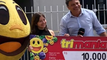 Jovem de Florianópolis (SC) ganha prêmio na loteria e se surpreende: 'momento mais aleatório'