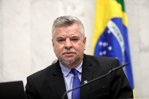 Projeto quer proibir máquinas de caça-níqueis no Paraná