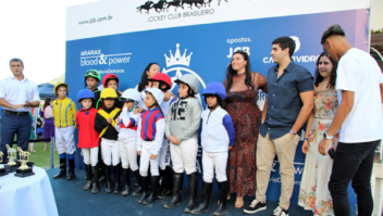 Páreos de pôneis movimentam o domingo de “Derby Day” no Hipódromo da Gávea