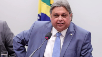 'O intuito é ficar aberta a várias linhas de investigação', diz presidente da CPI das apostas esportivas