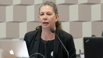 'Jogam com a impunidade', diz Ana Moser sobre apostas esportivas