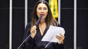 Governo decide entregar a Caixa para aliada de Arthur Lira