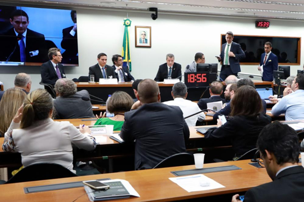 CPI das apostas esportivas é interrompida após deputados brigarem por causa da CBF 1