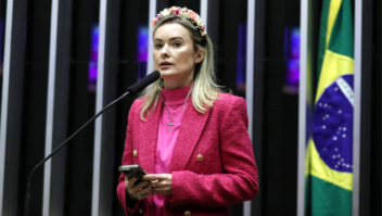 Deputada Júlia Zanatta questiona o Ministério da Fazenda por falta de vencedores do prêmio máximo da +Milionária