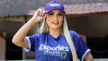 Com Esportes da Sorte, Deolane comemora aniversário de 36 anos