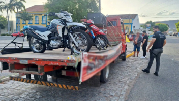 Polícia prende suspeito de realizar bingo ilegal e apreende motos que seriam dadas em prêmio