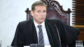 TCE-PR suspende licitação da Lottopar para a concessão de loteria instantânea