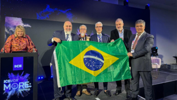 Primeira janela de credenciamento para as apostas esportivas será em março e a última em outubro informou Manssur na ICE London
