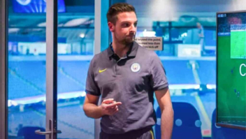 Ex-analista do Burnley é punido por envolvimento com apostas esportivas