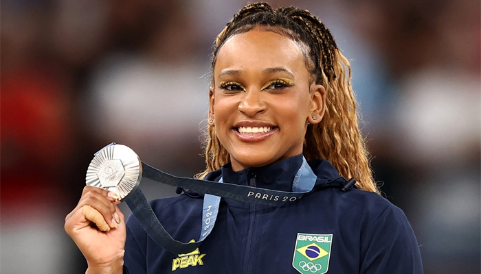 Rebeca Andrade é prata no individual geral da ginástica em Paris