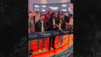 Jay-Z e Michael Rubin cortam fita no First Fanatics Sportsbook em Nova Jersey