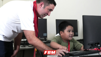 A FBM Foundation impulsiona o aprendizado digital na Escola ISCAG em Cavite