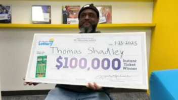 Jogador da Carolina do Norte ganha US$ 100 mil na loteria com raspadinha de US$ 20 e surpreende família