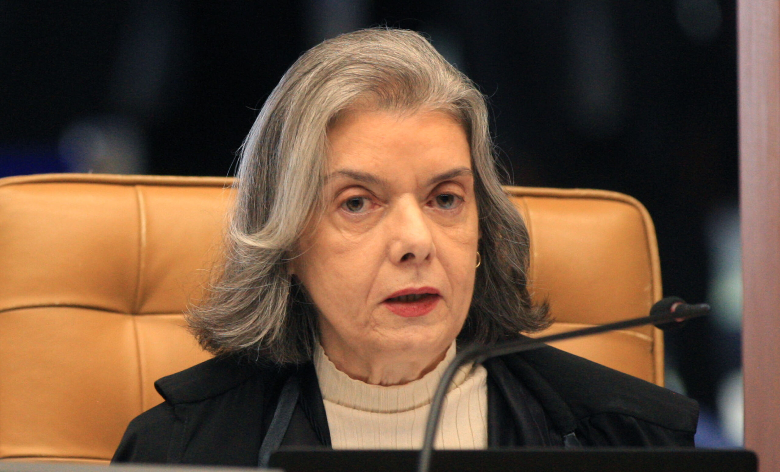 Cármen interrompe análise do STF sobre proibição de loterias em mais de um estado
