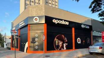 Apostou inaugura sala de vídeo loteria em Paranavaí