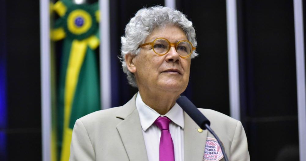 Chico Alencar apresenta PL para acabar com farra da propaganda das bets