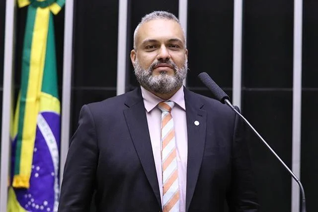 Deputado quer que bets financiem proteção de animais