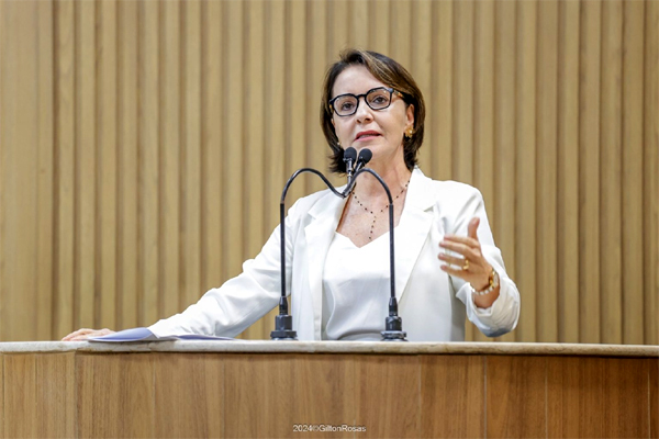 Prefeita de Aracaju evita posicionamento sobre Loteria Municipal e diz que tema ainda precisa ser amadurecido