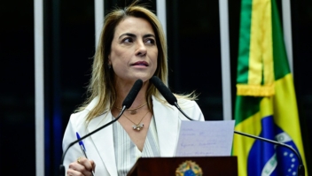 Soraya comemora aprovação de projeto que restringe publicidade de bets