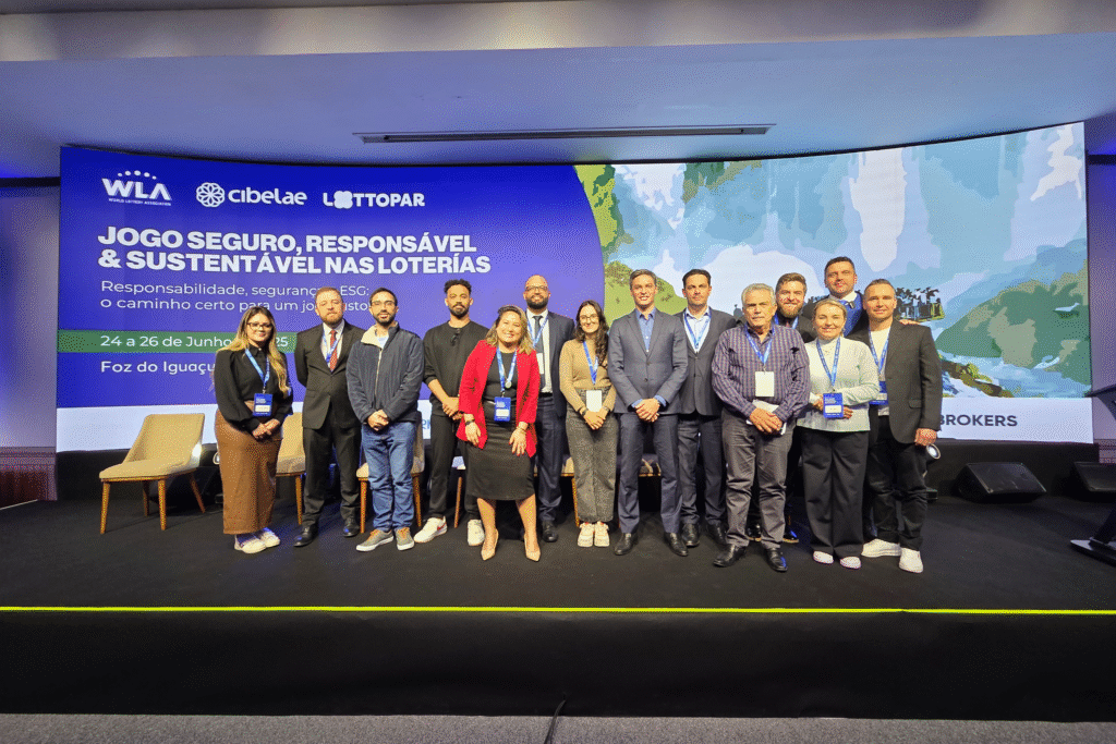 Foz do Iguaçu recebe seminário internacional histórico: Lottopar brilha ao sediar seminário que reuniu líderes de 16 países