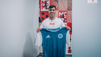 MC Games realiza sorteio de camisa autografada por Kaio Jorge