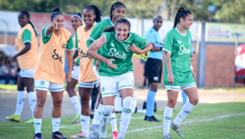 Stake Brasil transforma patrocínio em impacto real para o futebol feminino