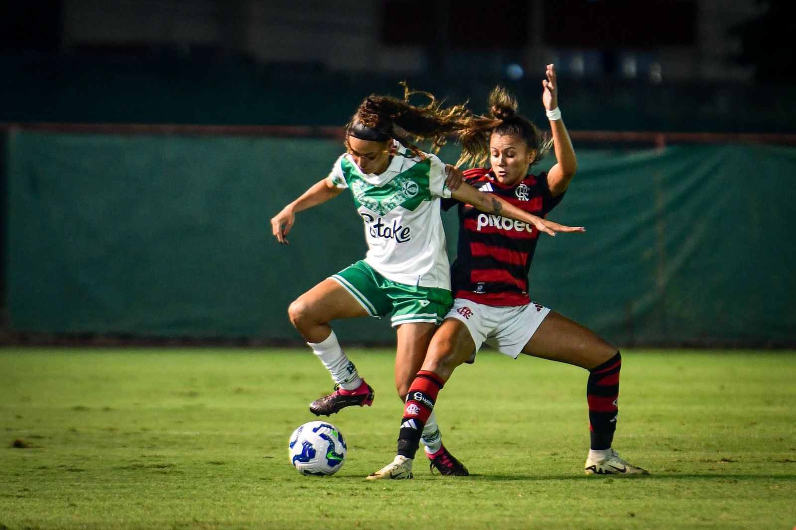 Stake Brasil transforma patrocínio em impacto real para o futebol feminino 5