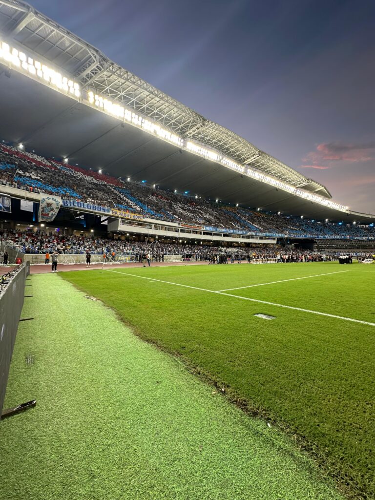 Superbet coloca torcedores no campo na Série B do Brasileirão 1