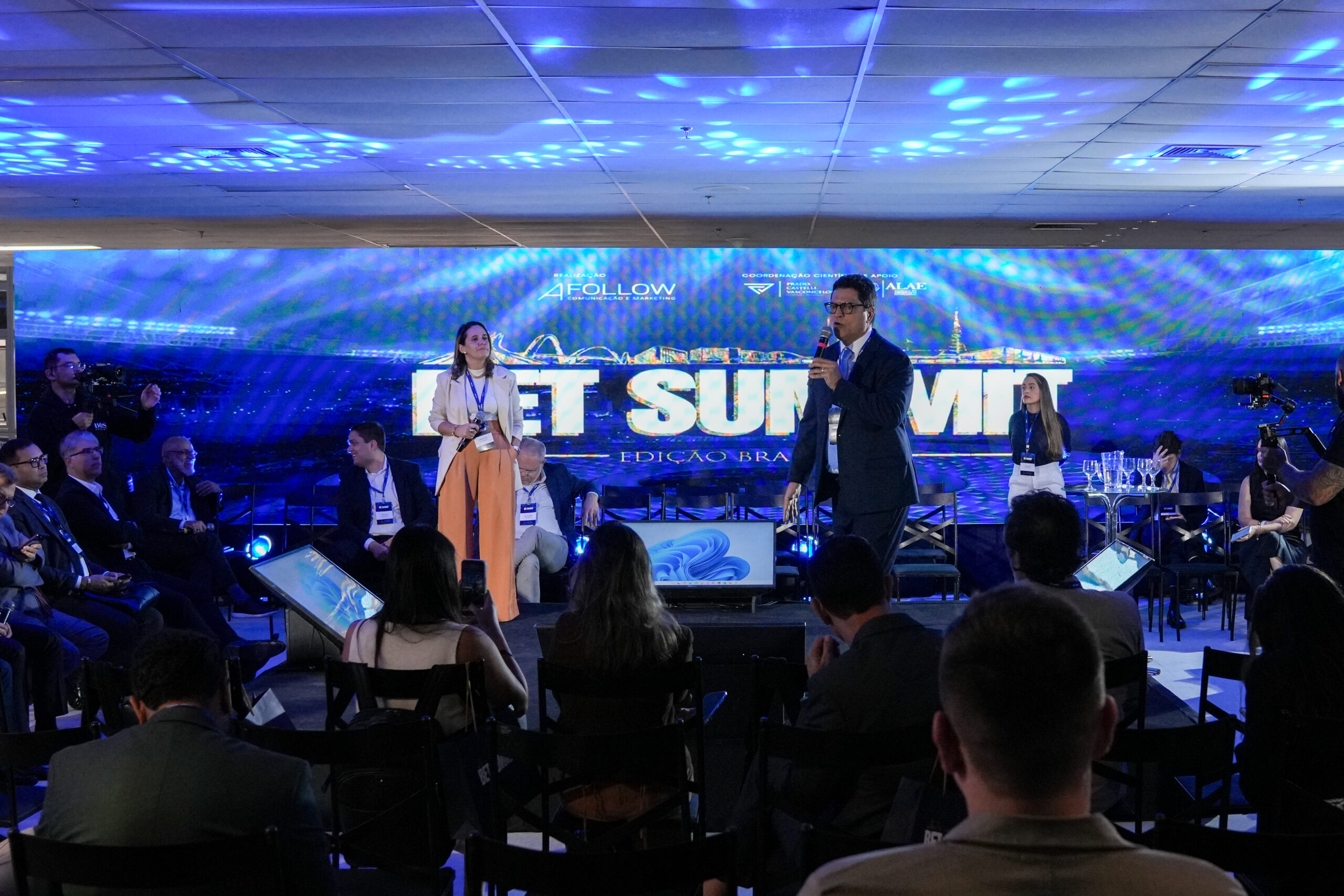 Bet Summit 2025 comprova sucesso com bons painéis e modelo estilo arena 2