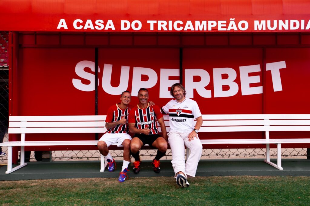 Com jogo entre ídolos, SuperCT da Barra Funda marca nova fase entre Superbet e São Paulo FC 2