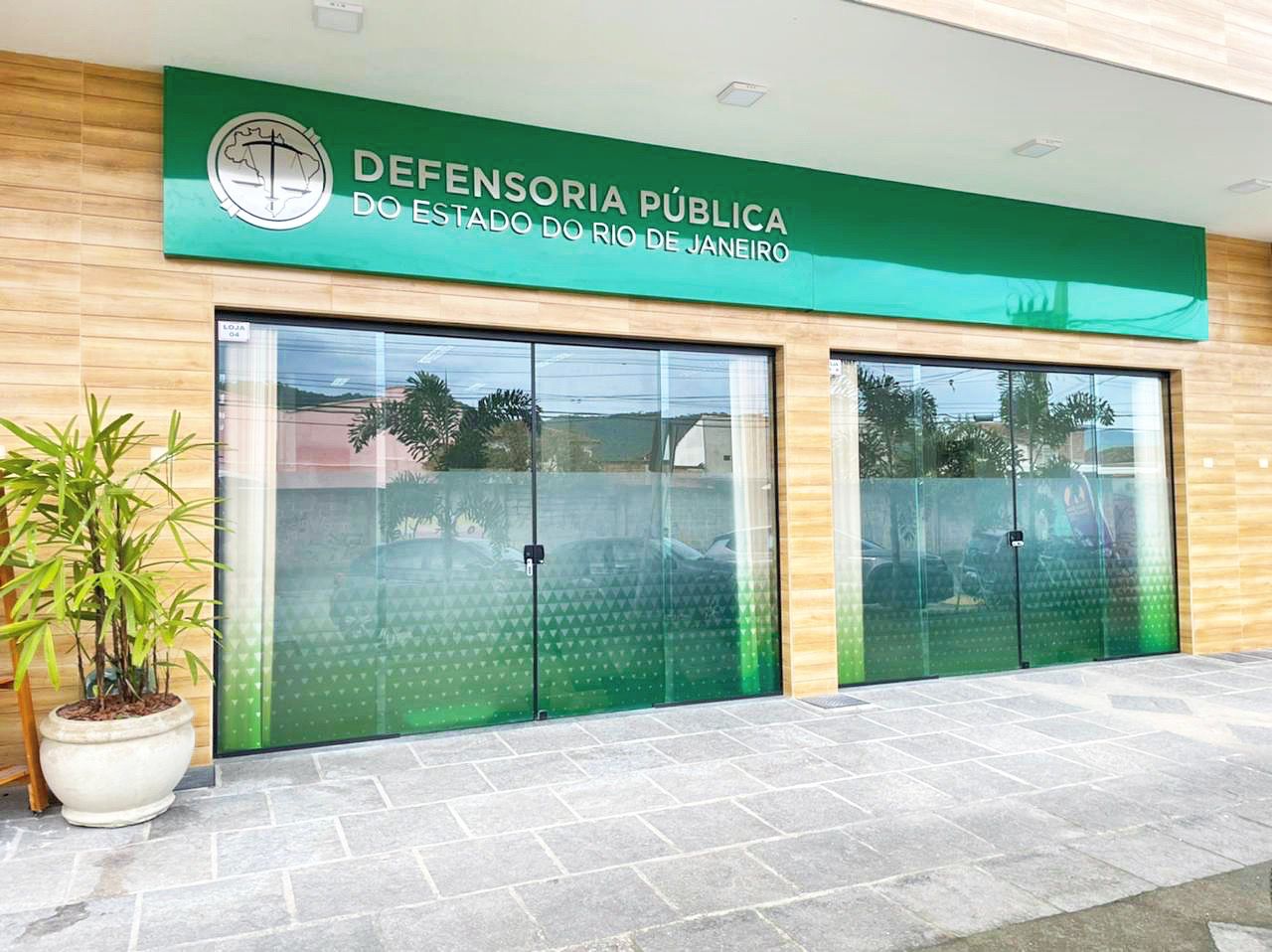 Defensoria do RJ aciona Justiça contra 'bets' e pede R$ 300 milhões por danos morais por suposta propaganda enganosa