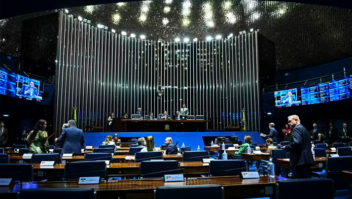 Enxurrada de e-mails e pressão de lideranças: o que fez o Senado adiar a votação dos jogos de azar